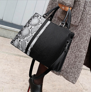 A-CC-10007 ―  "Сумкины Дети"