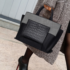 A-CC-10052 ―  "Сумкины Дети"