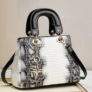 A/N-6033-1-Cream/Black ―  "Сумкины Дети"