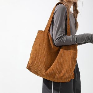 K2-Y-319-Eye ―  "Сумкины Дети"