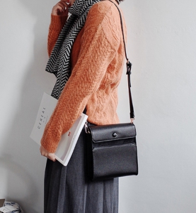 MIC-209-Black ―  "Сумкины Дети"